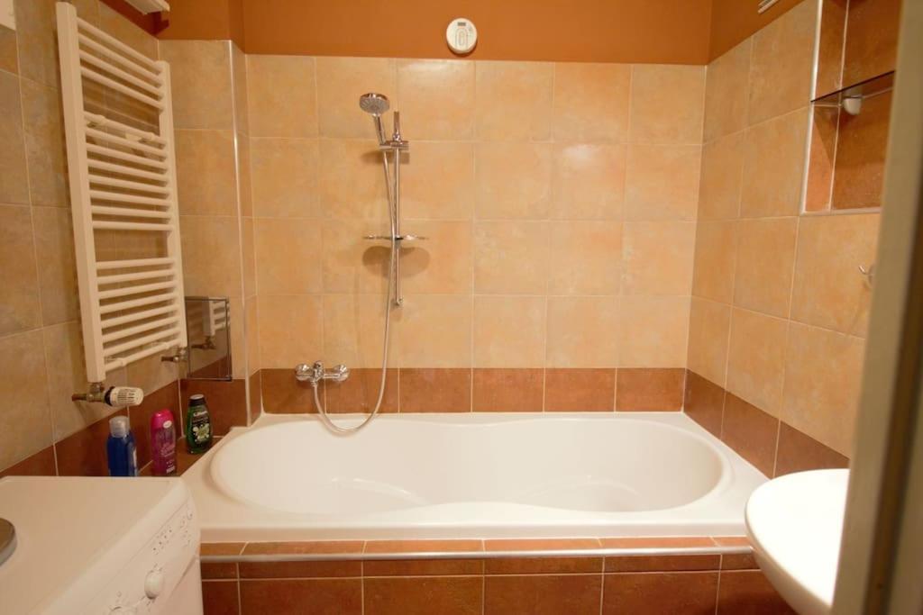 Comfort 2Bedrooms Quite Place!-Vinohrady Praga Zewnętrze zdjęcie